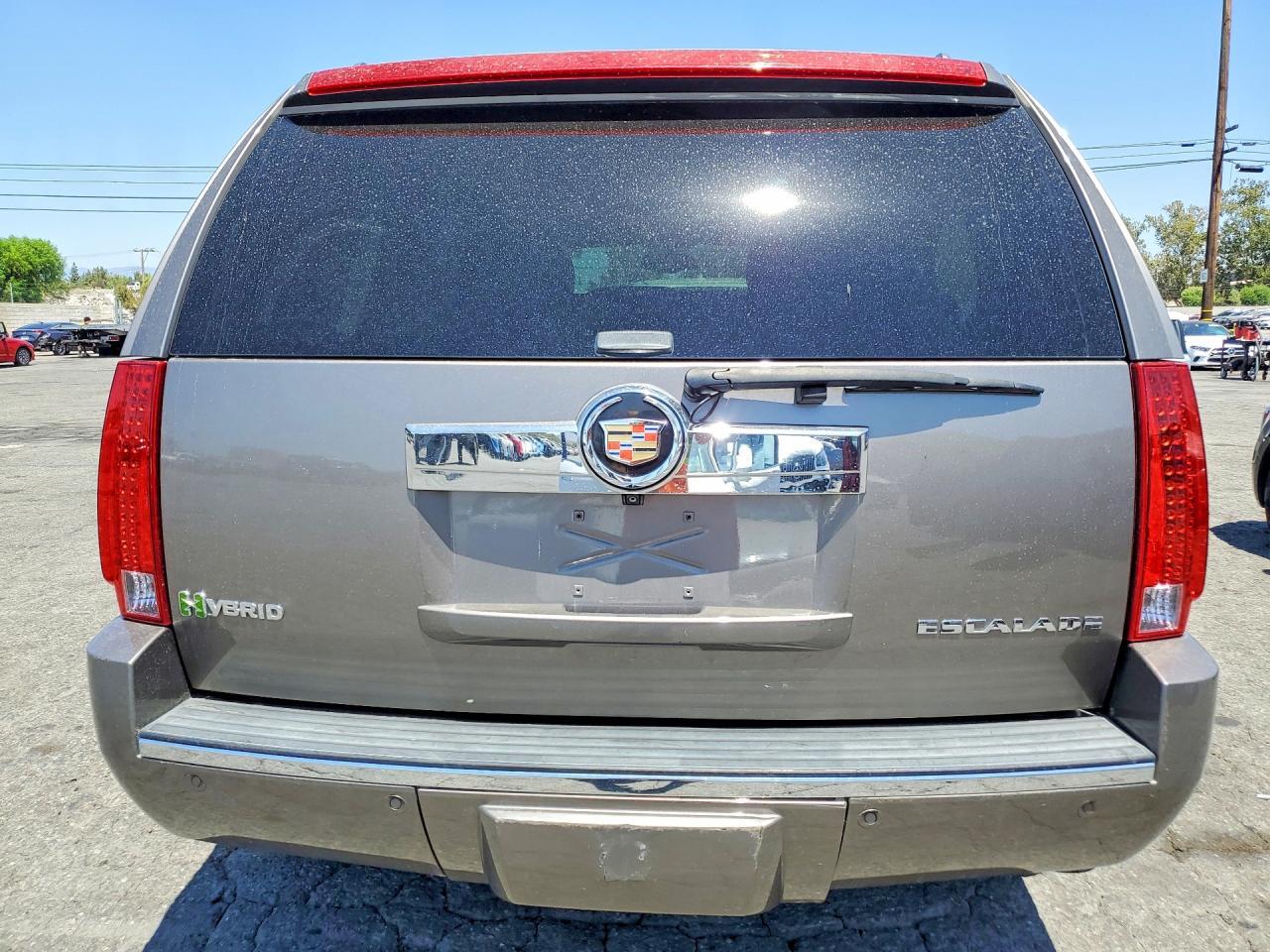2013 CADILLAC ESCALADE HYBRID — Фото 6 из 13