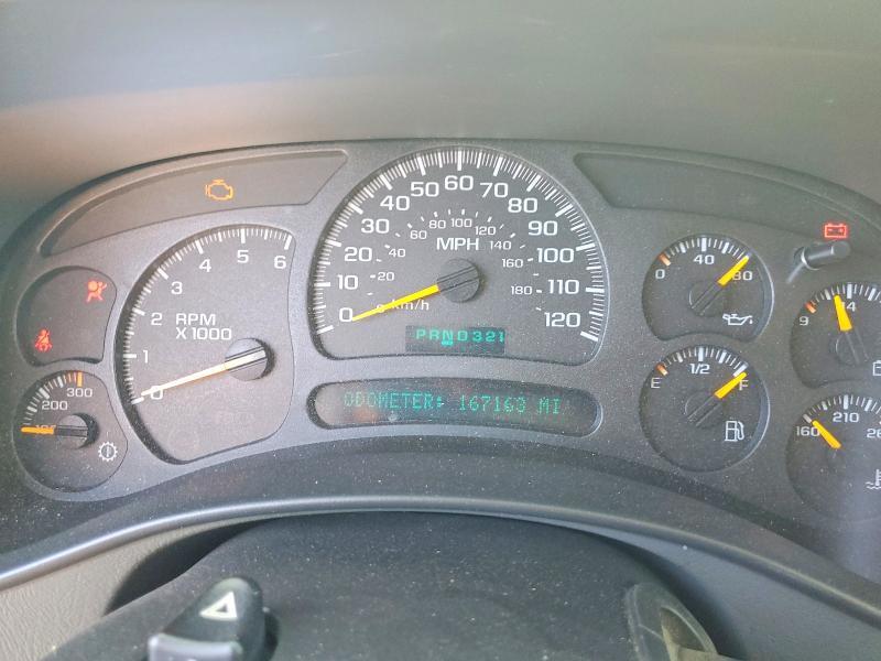 2003 CHEVROLET SUBURBAN K2500 — Фото 9 из 13