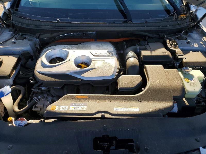 2016 HYUNDAI SONATA HYBRID SE — Фото 11 из 12