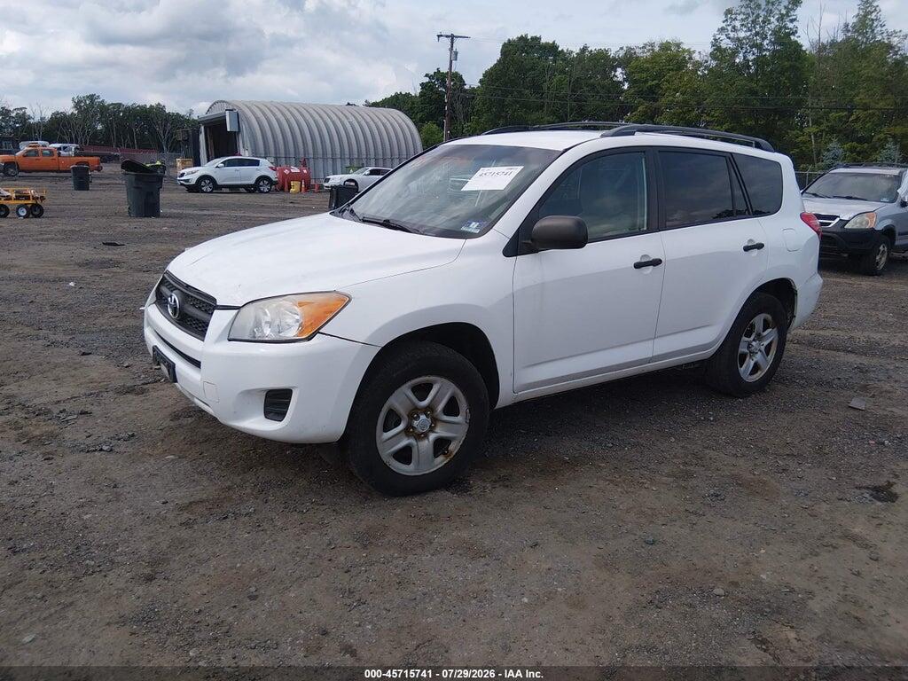 2T3BF4DV8BW132037 2011 TOYOTA RAV4 photo no. 2