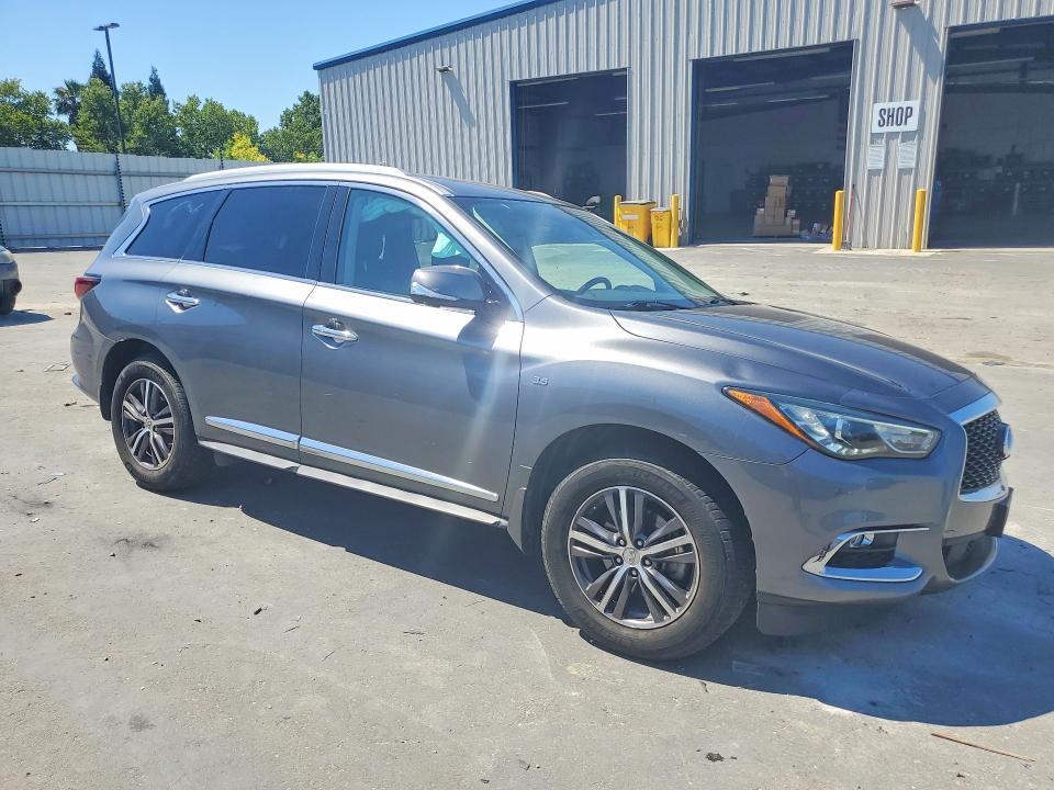 2019 INFINITI QX60 LUXE — Фото 4 из 13