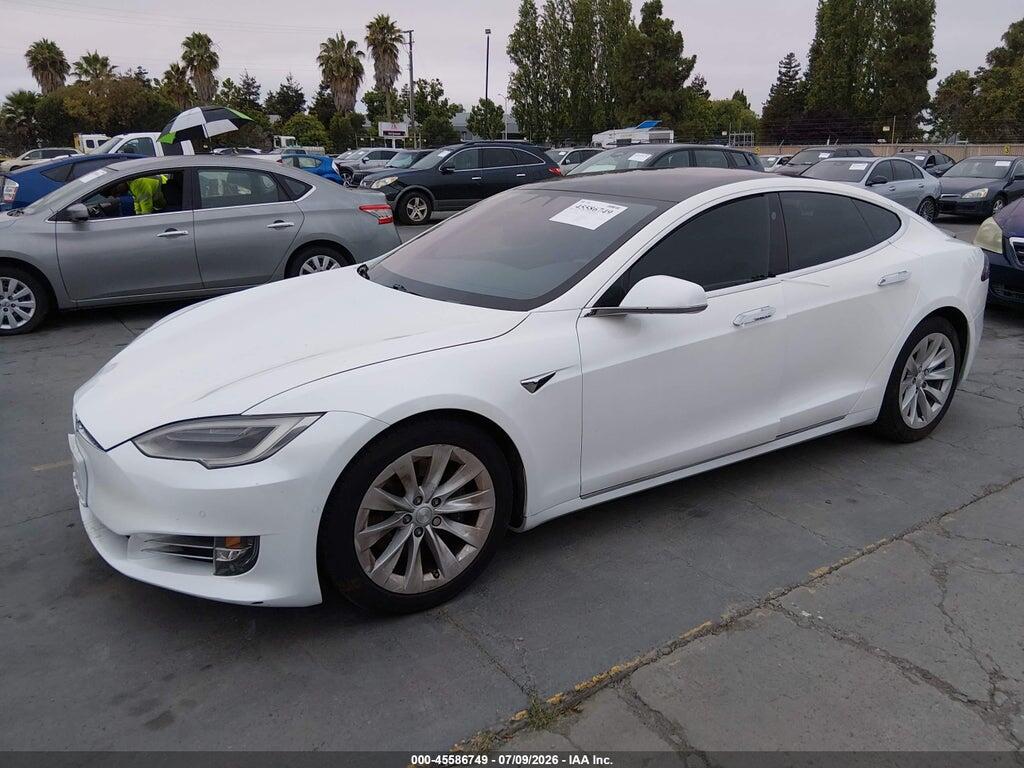 5YJSA1E1XHF233815 2017 TESLA MODEL S photo no. 2