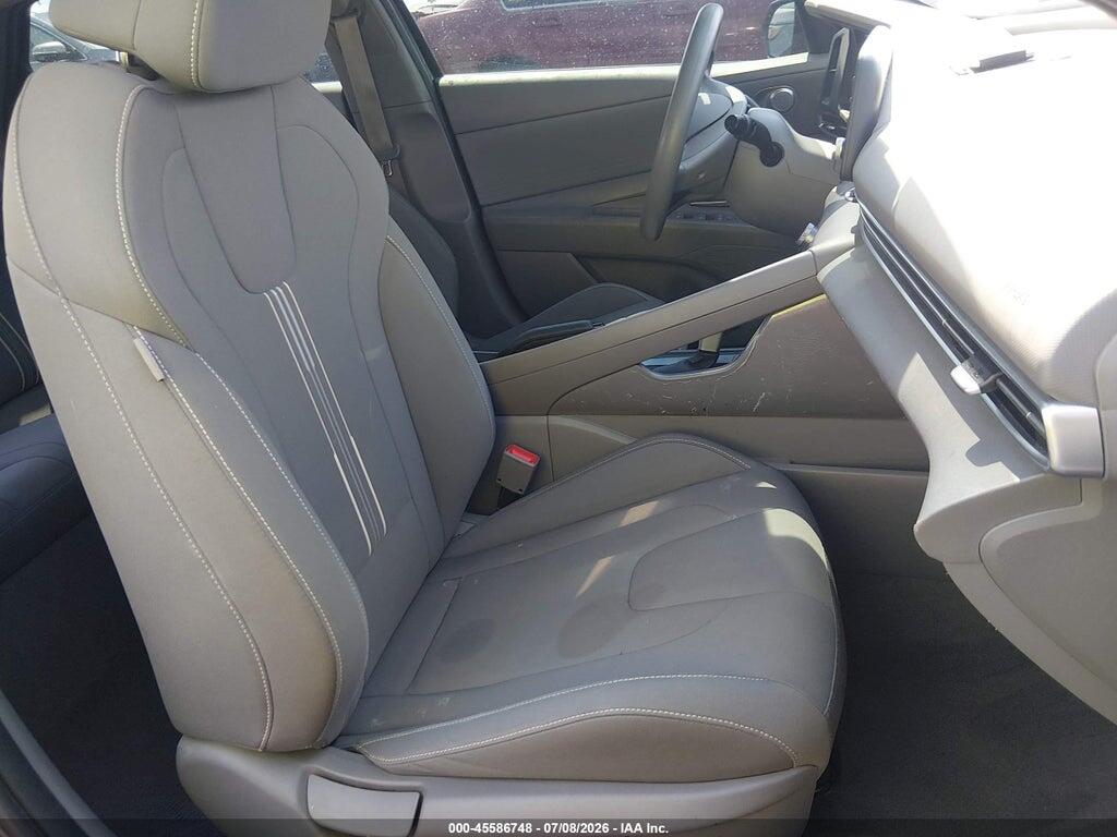KMHLM4AG7NU294402 2022 HYUNDAI ELANTRA photo no. 5
