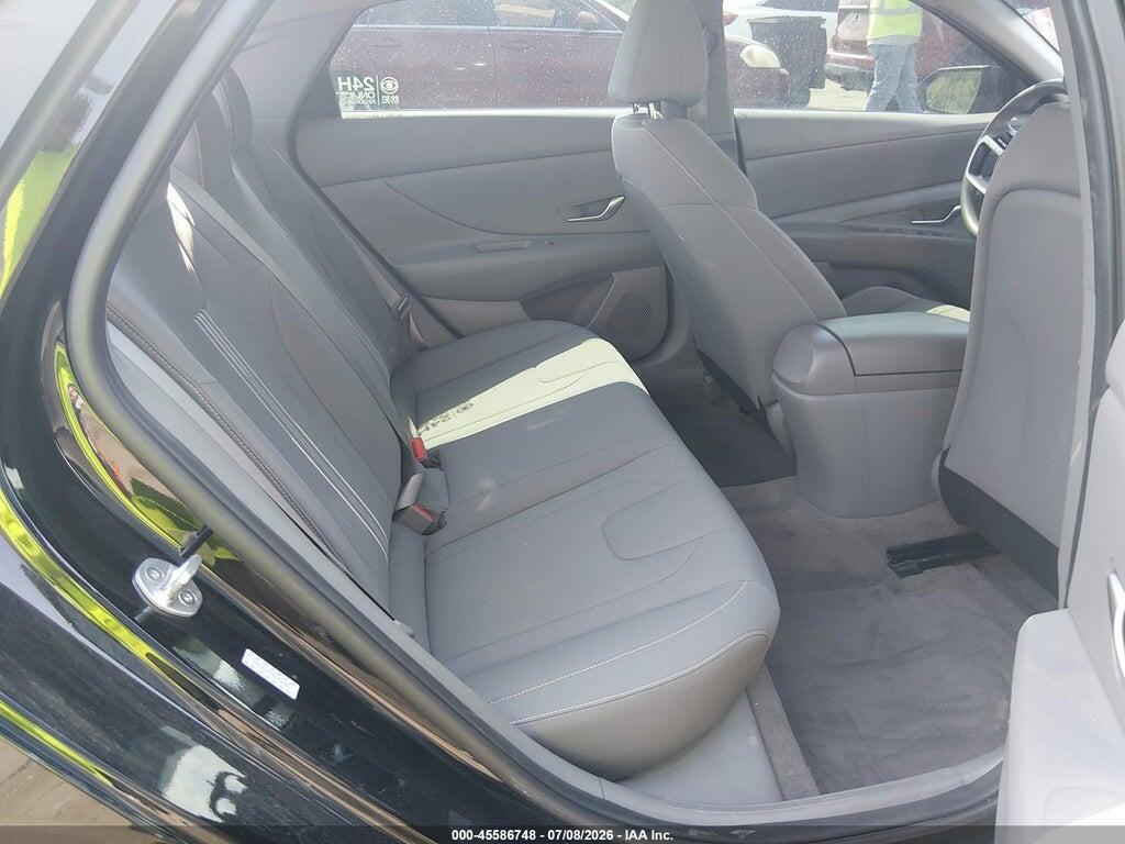 KMHLM4AG7NU294402 2022 HYUNDAI ELANTRA photo no. 8