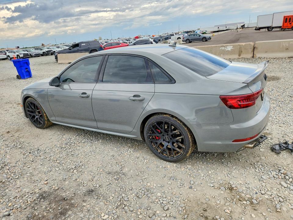 WAUB4AF43KA015647 2019 AUDI S4 photo no. 2