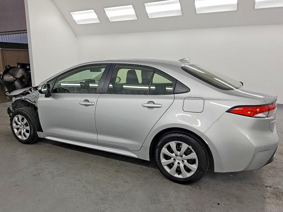 2026 TOYOTA COROLLA HYBRID LE — Фото 2 из 13