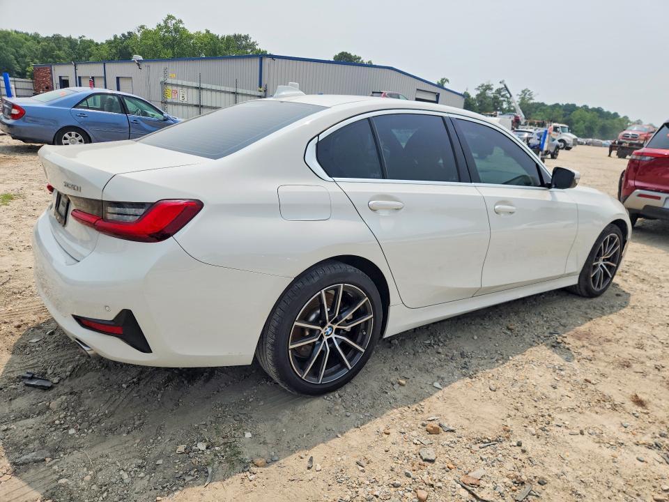 2019 BMW 330XI — Фото 3 из 12