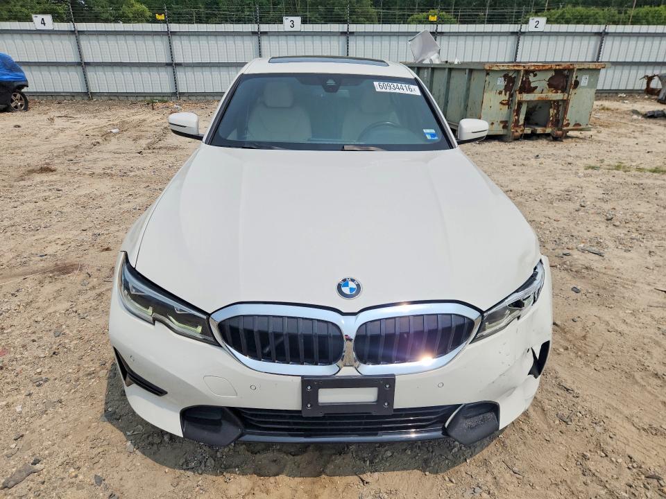 2019 BMW 330XI — Фото 5 из 12