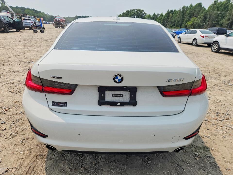 2019 BMW 330XI — Фото 6 из 12