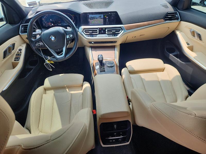 2019 BMW 330XI — Фото 8 из 12