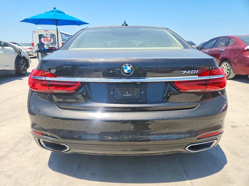 2019 BMW 740 I — Фото 6 из 12