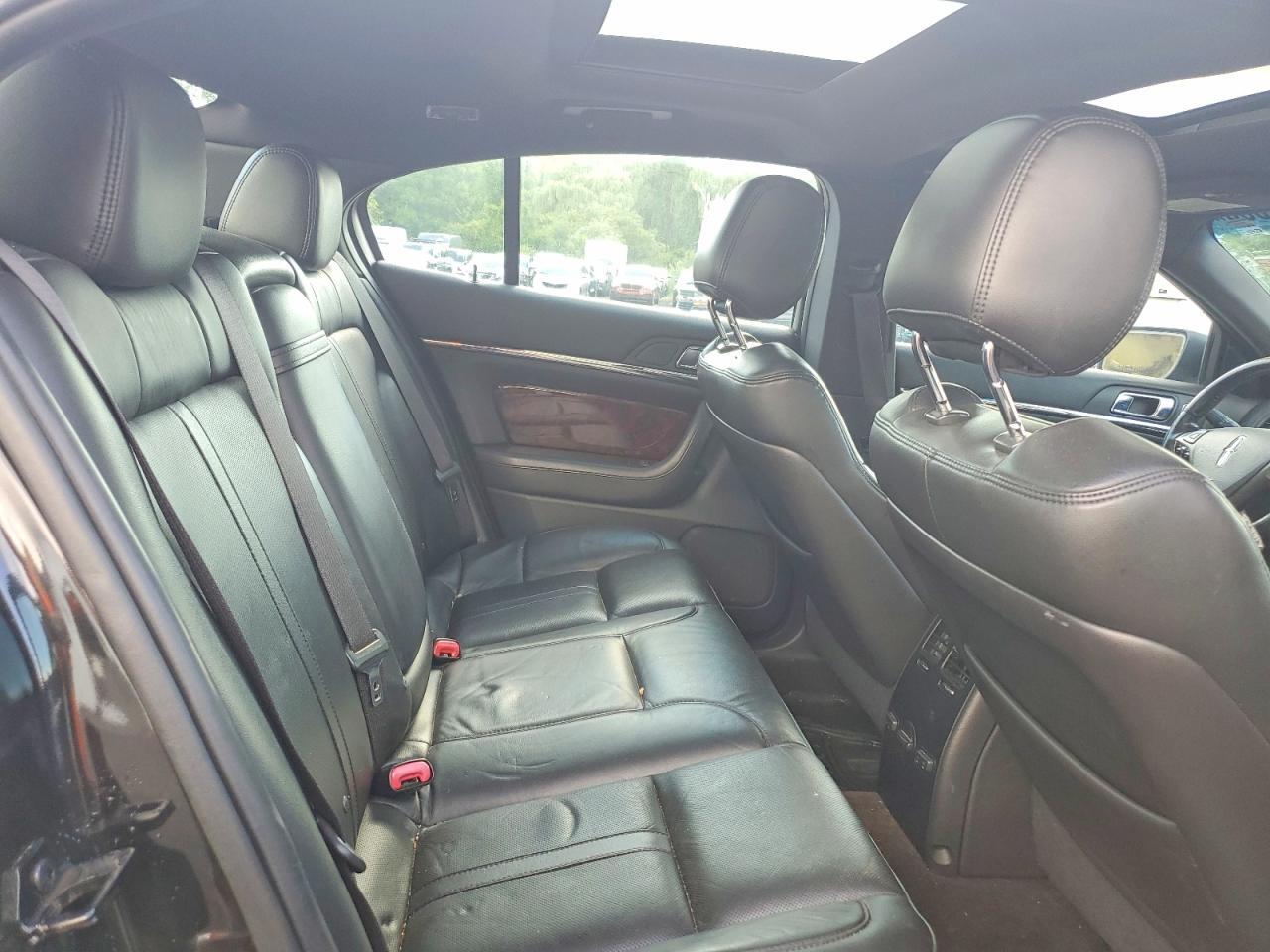 1LNHL9FT3EG600067 2014 LINCOLN MKS photo no. 10