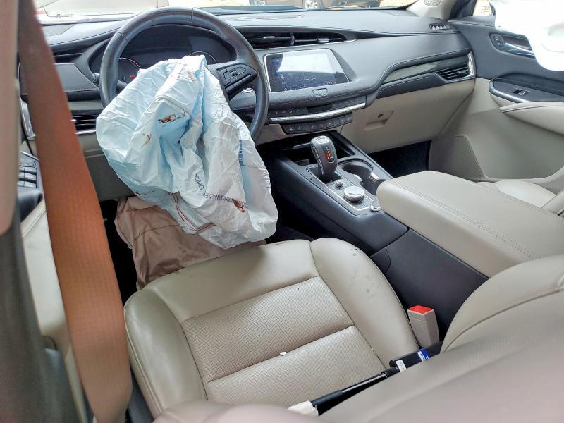 2019 CADILLAC XT4 PREMIUM LUXURY — Фото 8 из 13