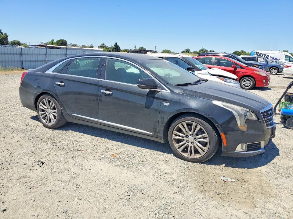 2019 CADILLAC XTS LUXURY — Фото 4 из 12