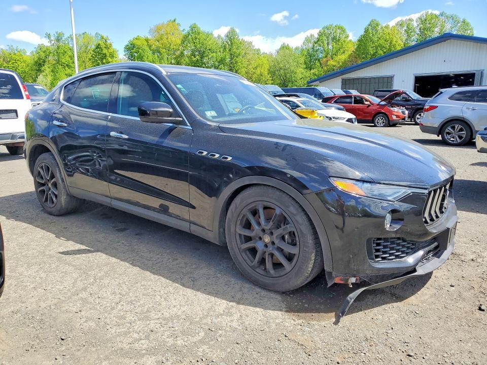 2018 MASERATI LEVANTE S — Фото 4 из 14