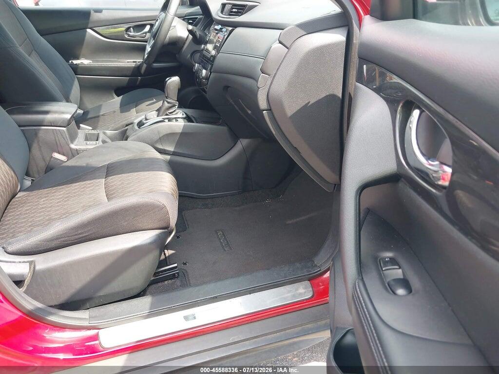 5N1AT2MT3HC876157 2017 NISSAN ROGUE photo no. 5