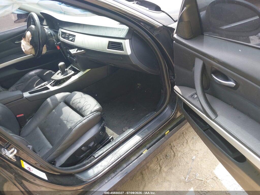 WBAVB33596PS18749 2006 BMW 330I photo no. 5