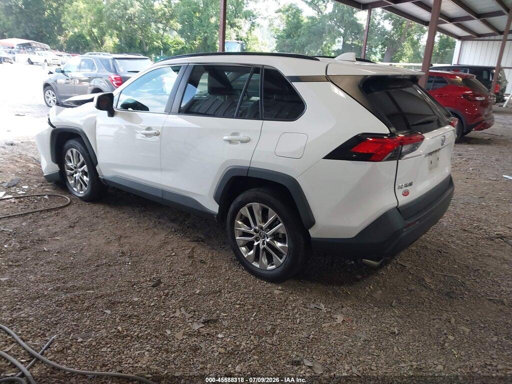 2T3C1RFV2LC060154 2020 TOYOTA RAV4 photo no. 3
