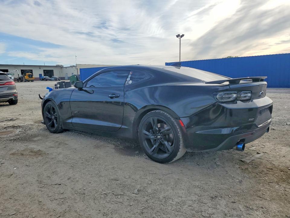 2019 CHEVROLET CAMARO SS — Фото 2 из 12