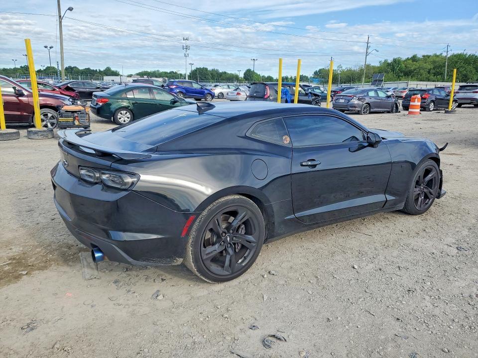 2019 CHEVROLET CAMARO SS — Фото 3 из 12