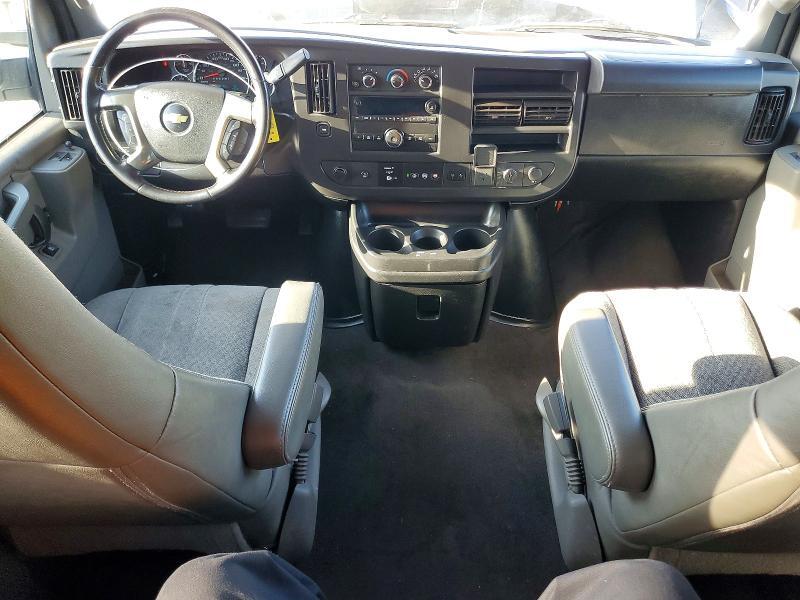 2019 CHEVROLET EXPRESS G3500 LT — Фото 8 из 13