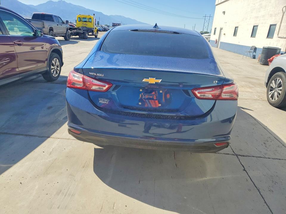 2019 CHEVROLET MALIBU LT — Фото 6 из 12