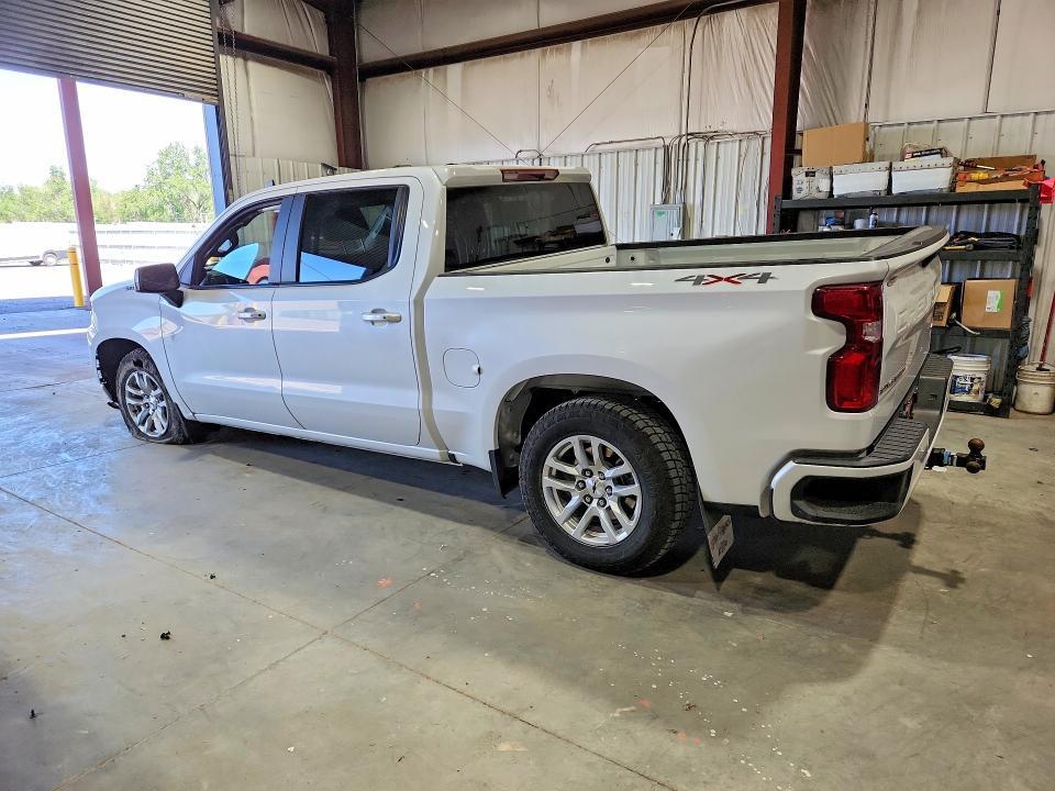 2019 CHEVROLET SILVERADO K1500 RST — Фото 2 из 12