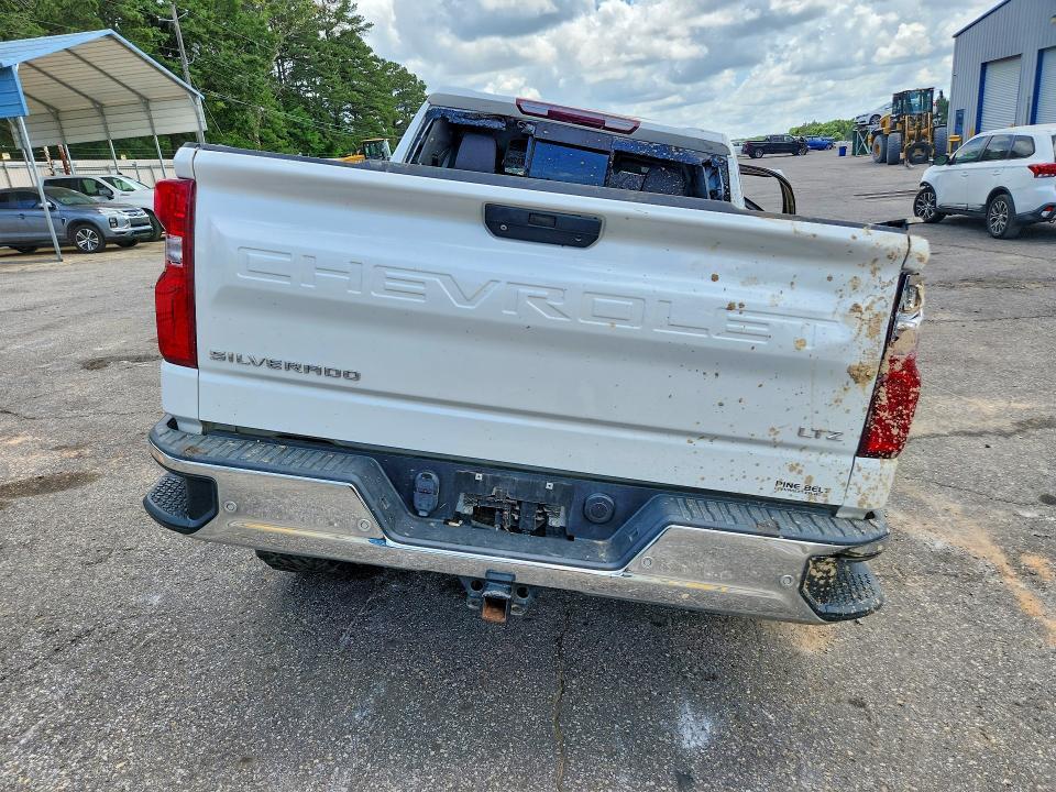2019 CHEVROLET SILVERADO K1500 LTZ — Фото 6 из 13