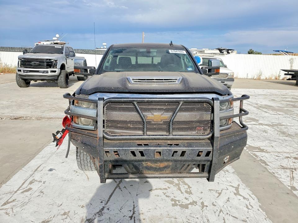 2019 CHEVROLET SILVERADO K3500 LTZ — Фото 5 из 13