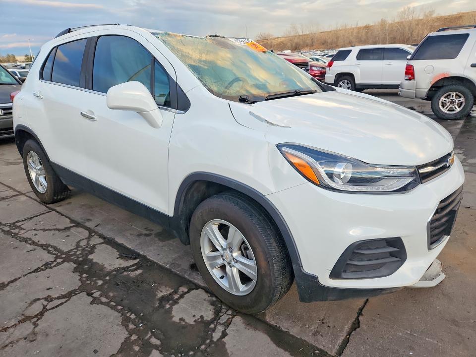 KL7CJPSB3KB808235 2019 CHEVROLET TRAX photo no. 4