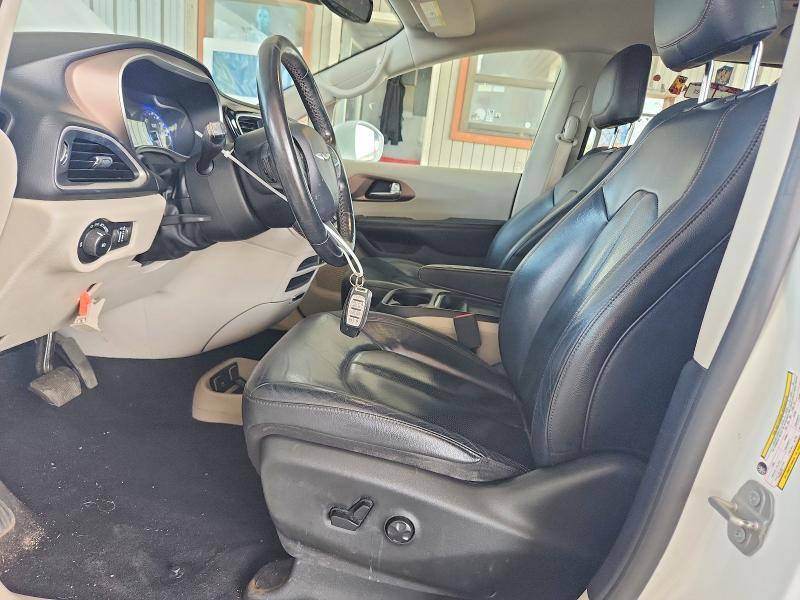 2019 CHRYSLER PACIFICA TOURING L — Фото 7 из 13