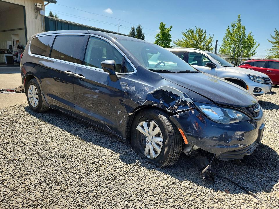 2019 CHRYSLER PACIFICA L — Фото 4 из 13