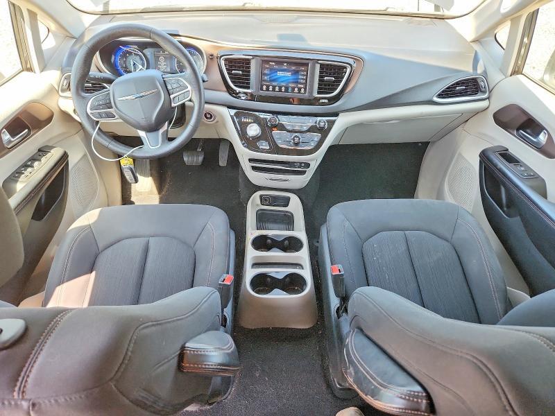 2019 CHRYSLER PACIFICA L — Фото 8 из 13