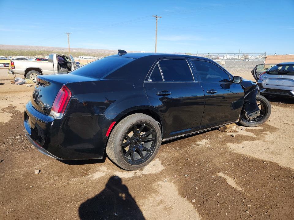2C3CCABG5KH562936 2019 CHRYSLER 300 photo no. 3