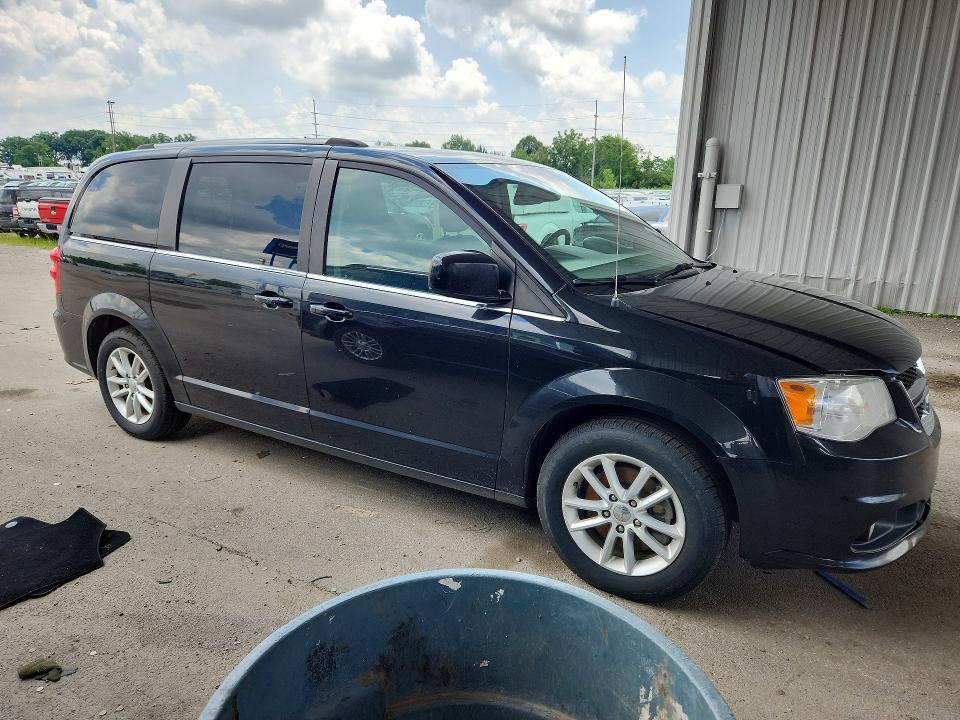 2019 DODGE GRAND CARAVAN SXT — Фото 4 из 13