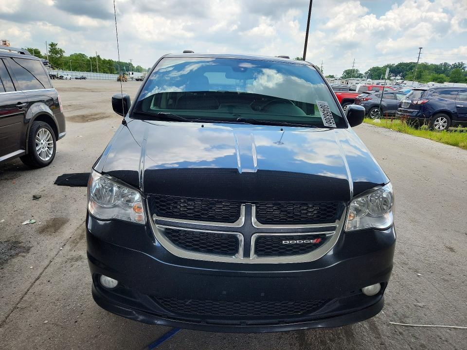 2019 DODGE GRAND CARAVAN SXT — Фото 5 из 13