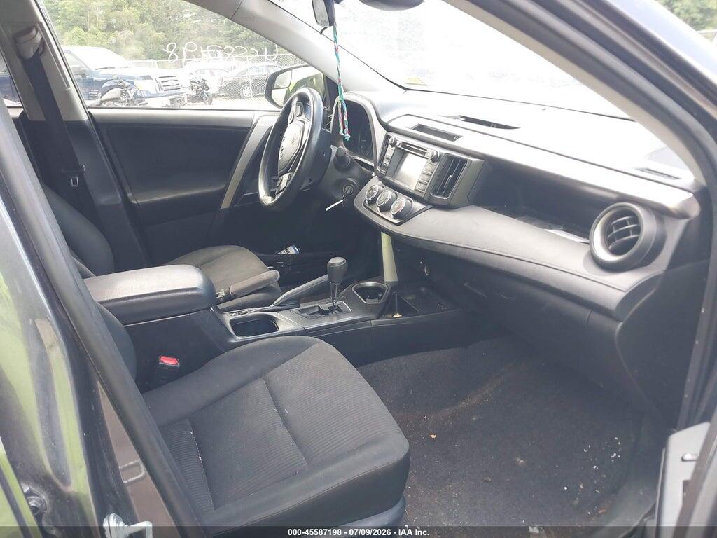JTMBFREV0JJ200355 2018 TOYOTA RAV4 photo no. 5