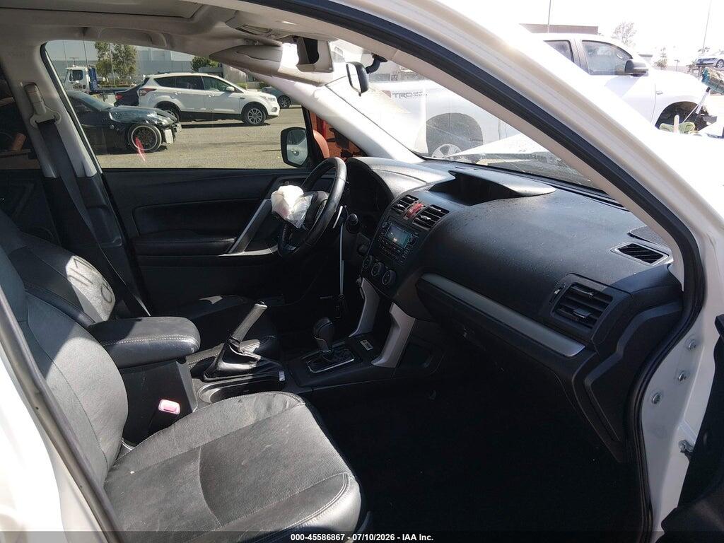 JF2SJGUC2FH455074 2015 SUBARU FORESTER photo no. 5