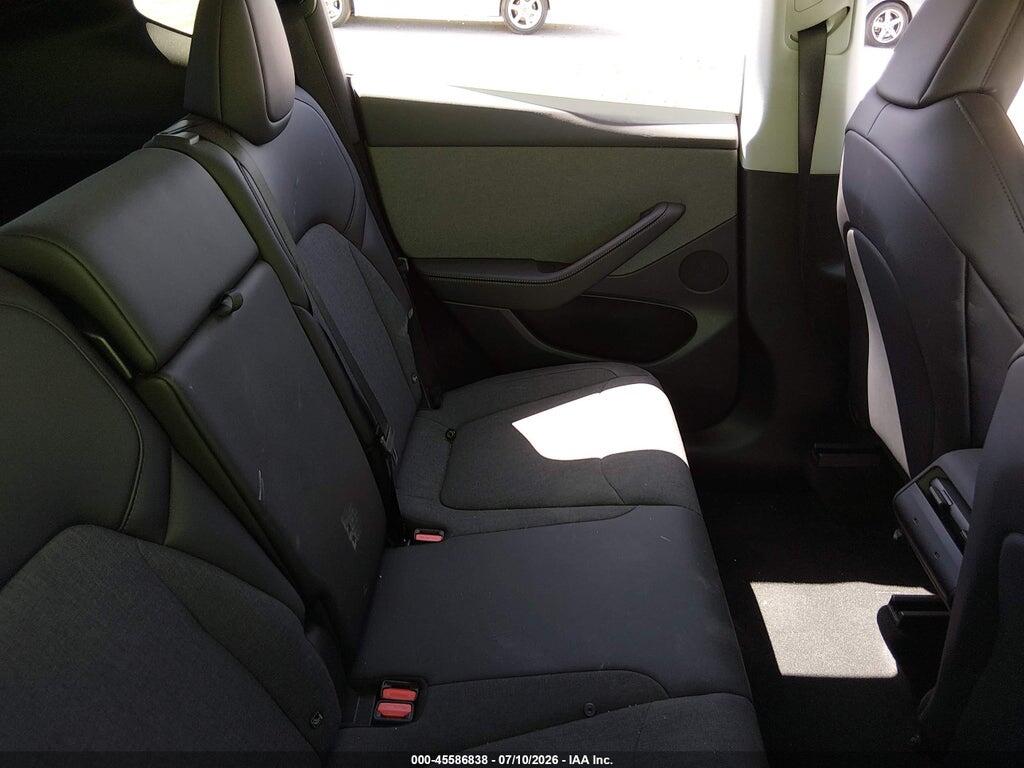 7SAYGDEE3TA635567 2026 TESLA MODEL Y photo no. 8