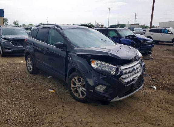 1FMCU9HD8KUB16437 2019 FORD ESCAPE photo no. 4