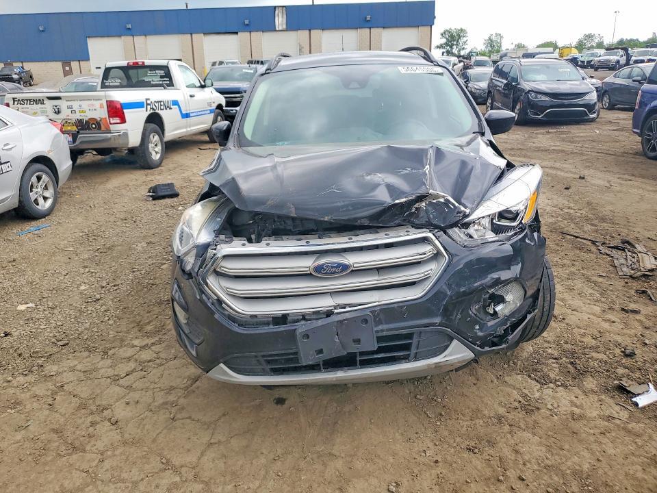 1FMCU9HD8KUB16437 2019 FORD ESCAPE photo no. 5