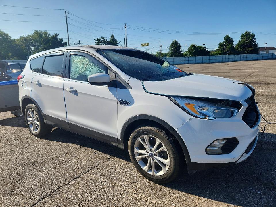 1FMCU9GD2KUB97730 2019 FORD ESCAPE photo no. 4