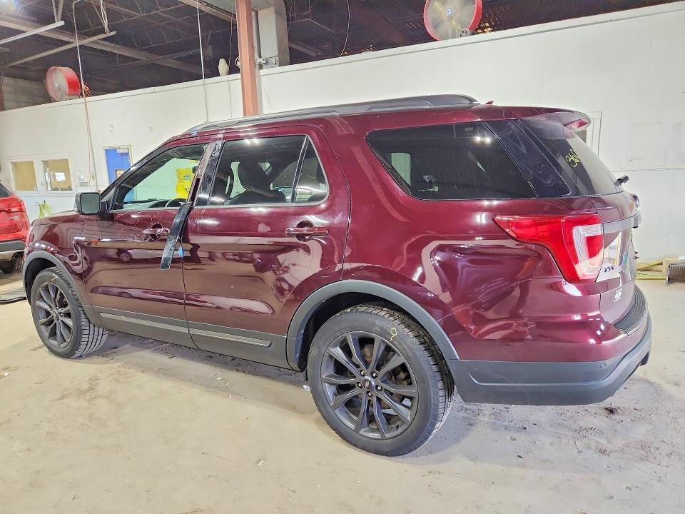 1FM5K8D89KGB39502 2019 FORD EXPLORER photo no. 2
