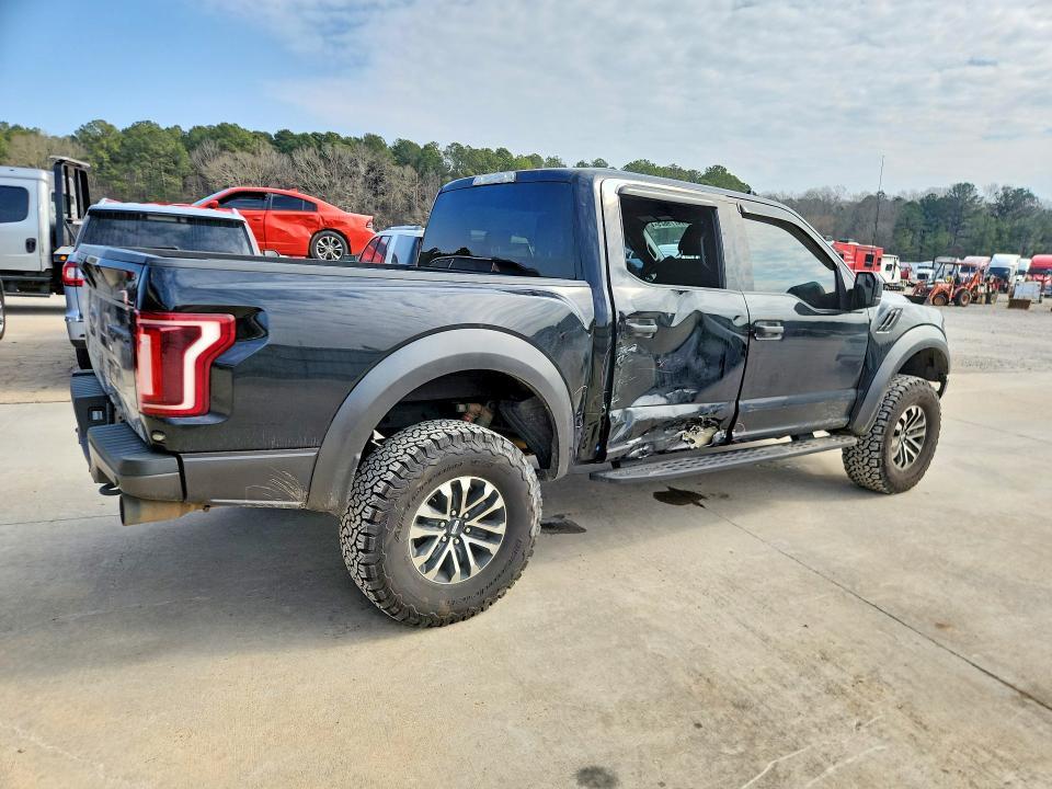 1FTFW1RGXKFC96630 2019 FORD F150 photo no. 3