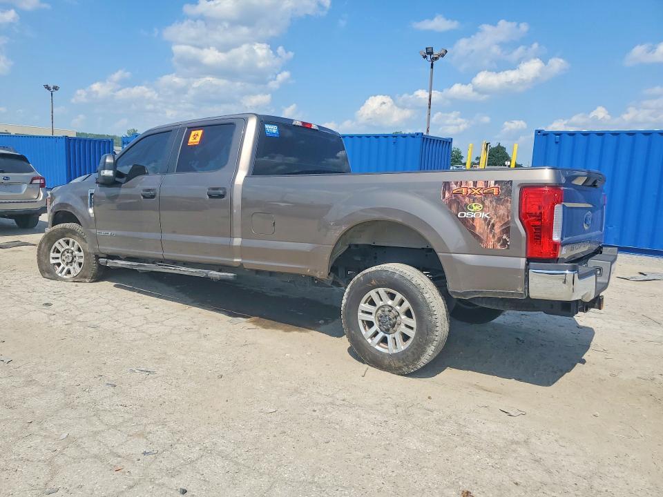 2019 FORD F350 SUPER DUTY — Фото 2 из 12