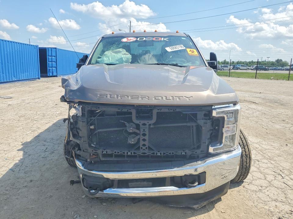 2019 FORD F350 SUPER DUTY — Фото 5 из 12