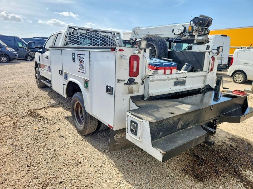 2019 FORD F350 SUPER - DELIVERY TRUCK — Фото 2 из 14