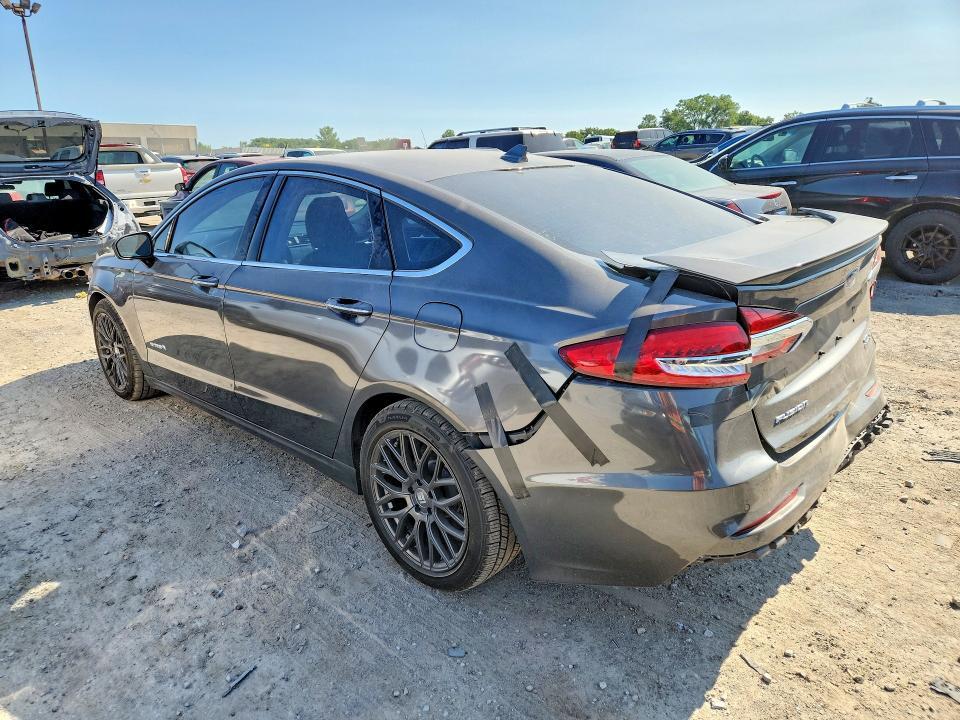 2019 FORD FUSION TITANIUM — Фото 2 из 12
