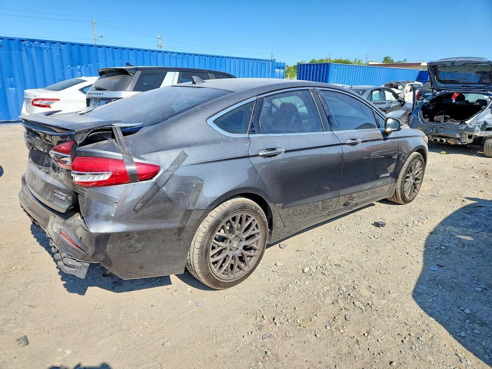 2019 FORD FUSION TITANIUM — Фото 3 из 12