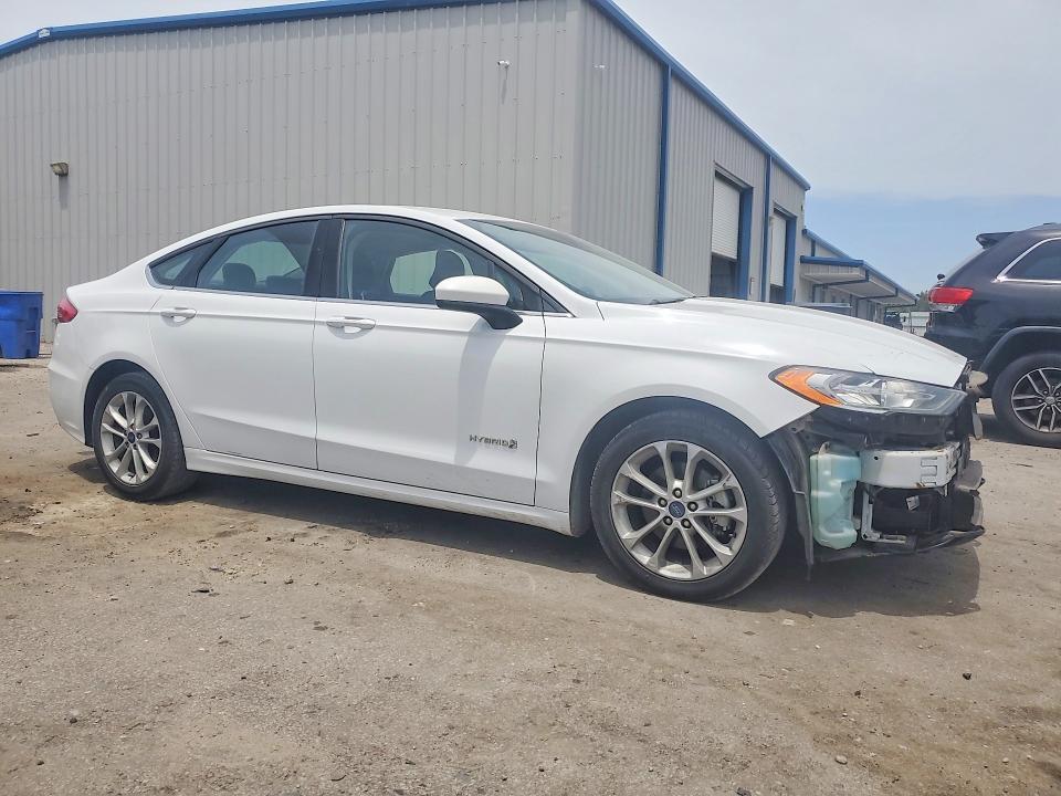 2019 FORD FUSION SE — Фото 4 из 12